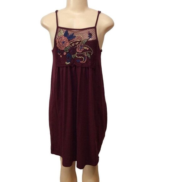 ALY Women With Mower Embrodery Spaghetti Strass Dress Medium Burgandy Polyester - Picture 1 of 4